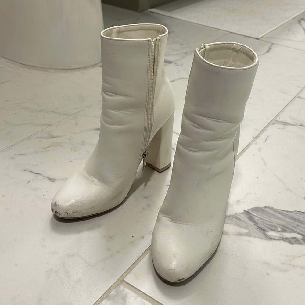 Pretty little thing booties